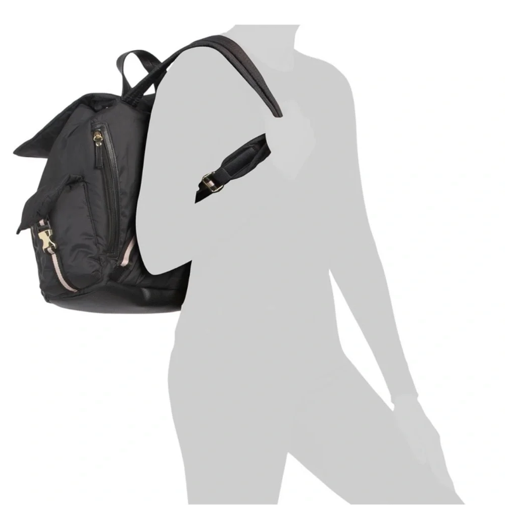New TOMMY BAHAMA Puff Backpack black